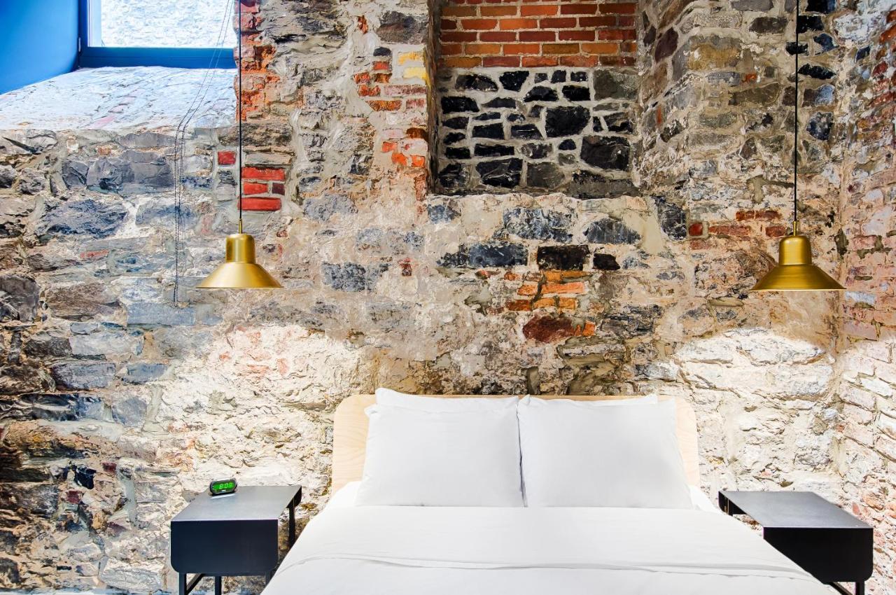 Апартаменты Les Lofts Notre-Dame - Par Les Lofts Vieux-Quebec Экстерьер фото
